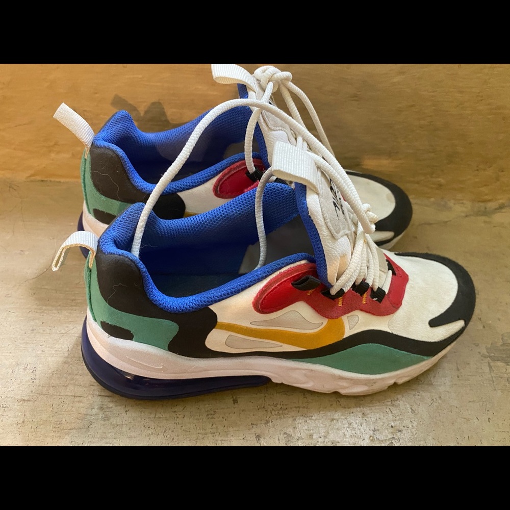 Nine air max sneakers